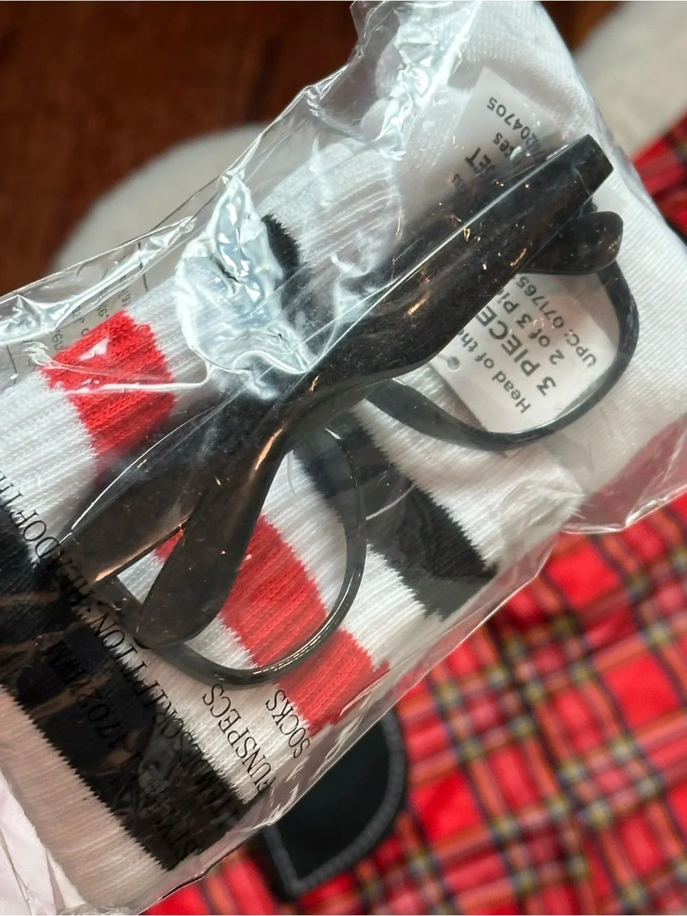 Cute Red Plaid Schoolgirl Nerd Costume … youth 10-12